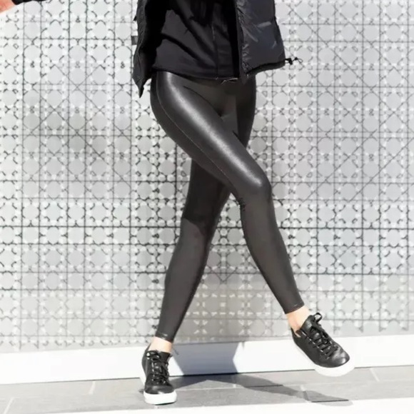 NWT Spanx black faux leather legging size Medium high waisted style 2437 - Picture 8 of 16